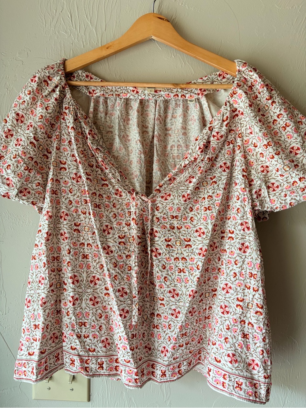 Boho Floral Puff Peasant Top - White with Coral & Green Cottage soft girl L